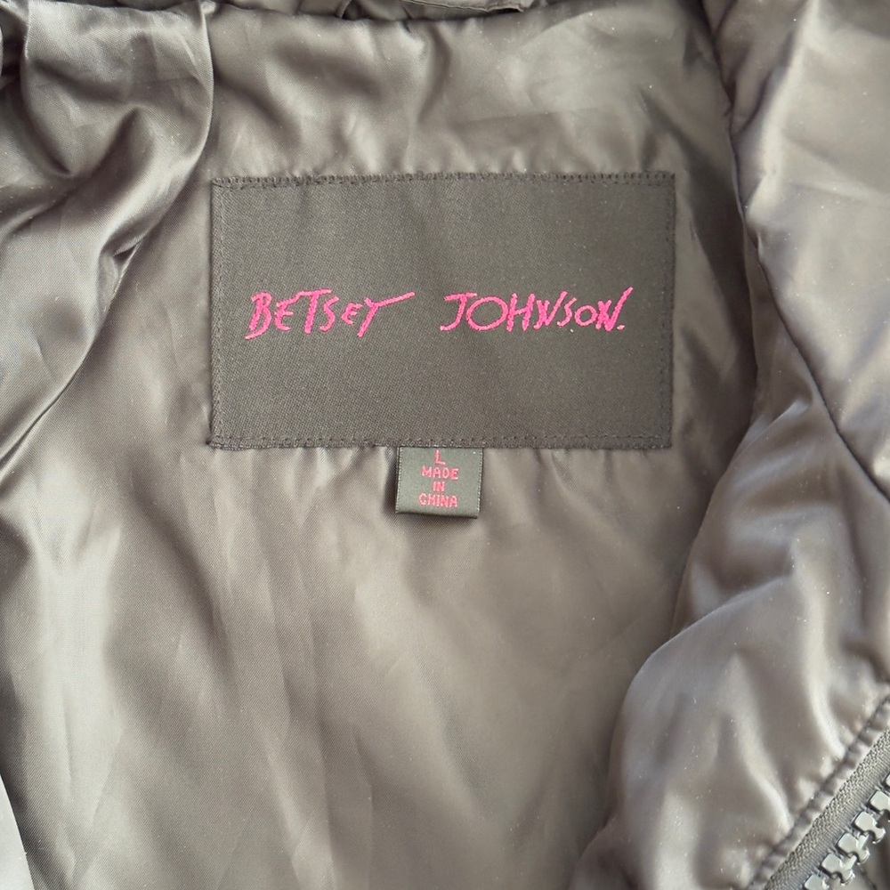 Betsey Johnson Black Quilted Hooded Jacket Zip Ruffle Front Knit Zip Pockets - Picture 9 of 13